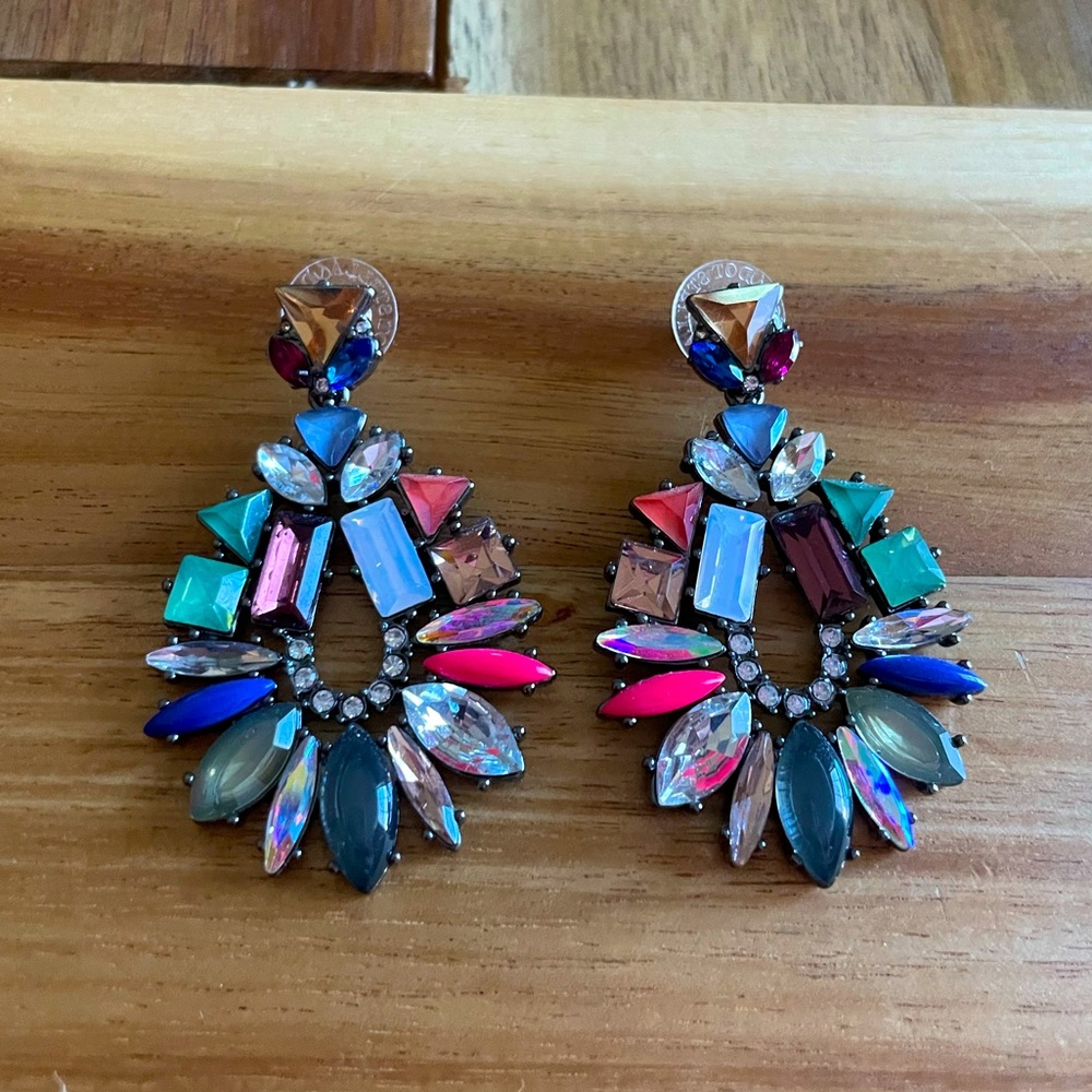 Stella and dot - super fun statement earrings! Versatile - can be worn as a stud